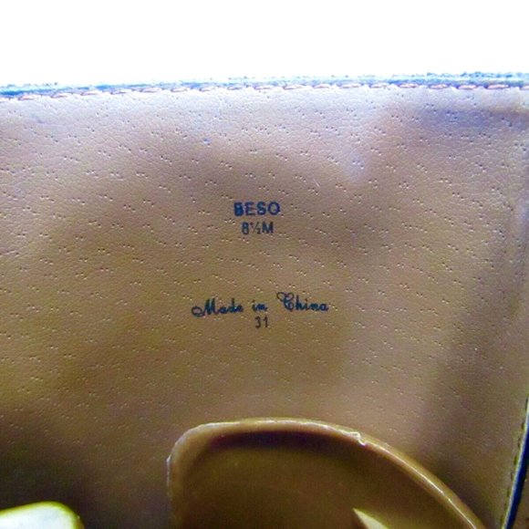 NEW DONALD J PLINER Brown Suede Stretch Buckle Small Heel Knee High Boots 9.5 M - Picture 6 of 8